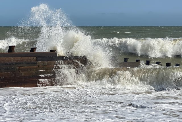 Melanie Wells took this shot of rough seas at high tide on Eastbourne beach. SUS-200923-101750001
