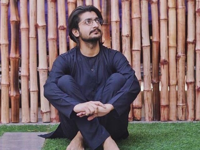 Salman Parekh is a comedian and filmmaker who gained popularity for his viral skits and Facebook videos, gathering hundreds of thousands of views. (@maansals)