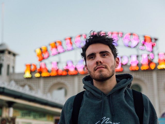 Alfie Deyes is a vlogger with 3.7m followers on Instagram and 4.8m on YouTube. He lives in Brighton with partner Zoe Sugg (@alfiedeyes)