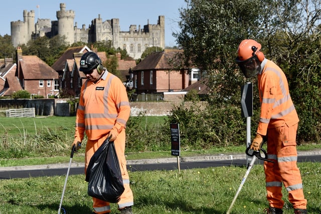 The Arundel Community Clean Up Day. Picture: Charlie Waring