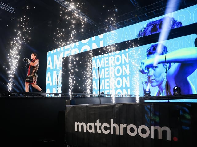 Chantelle Cameron makes her big entrance