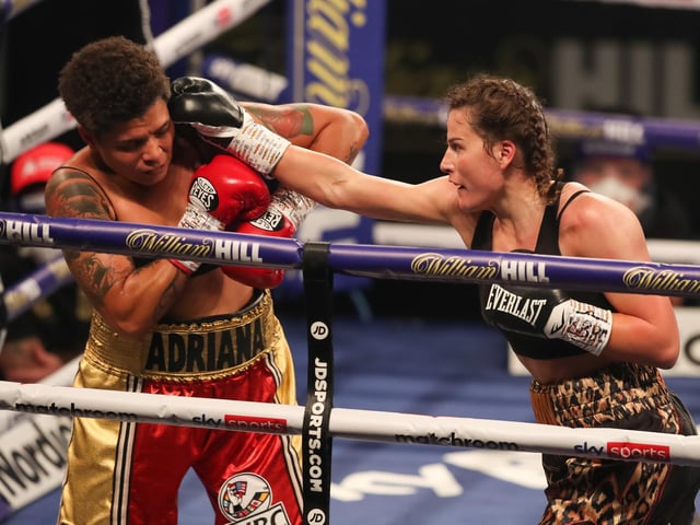 Chantelle Cameron lands a right hand