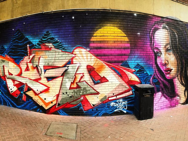 Ruelo, Emporium Way.