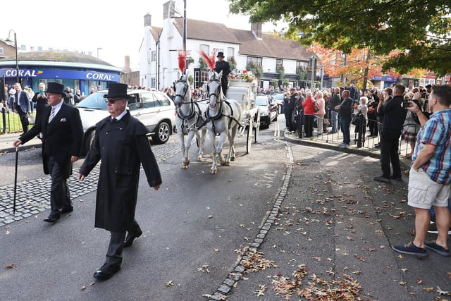 The carriage leaves Crawley High Street
