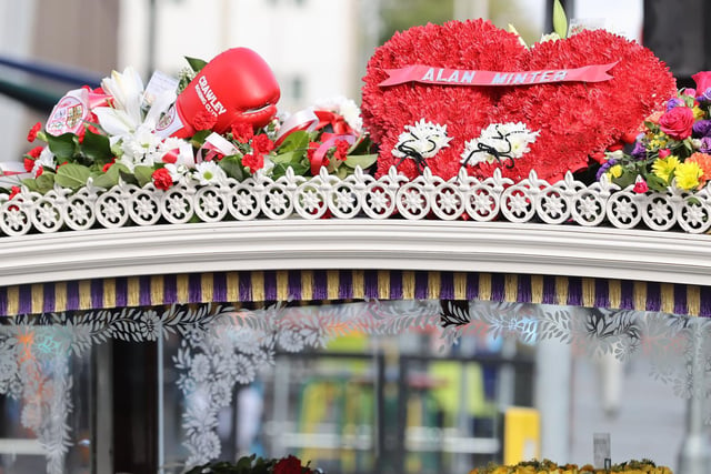 The wreaths on top of the carriage
