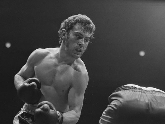 The boxer held the undisputed middleweight title in 1980, having previously held the British middleweight title from 1975 to 1976, and the European middleweight title twice between 1977 and 1979