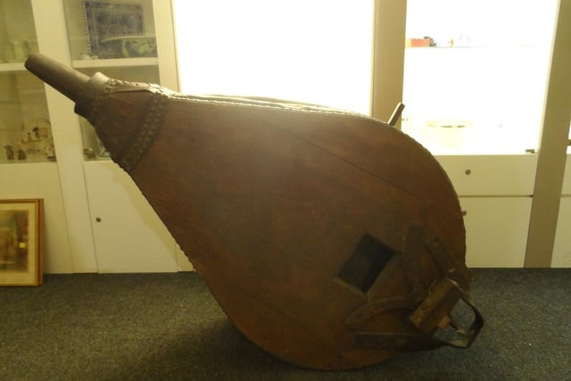 Large Antique English Blacksmith Forge Bellows, 5ft by 2.5ft. Estimate £200-£400