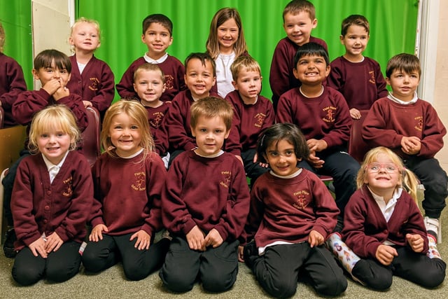 Reception class 2020, Field Place Infant School, Worthing, Magpie class SUS-201019-170050001