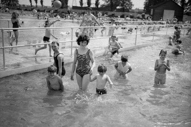 Northampton used to have a huge outdoor pool! Do you remember swimming at Midsummer Meadow?
