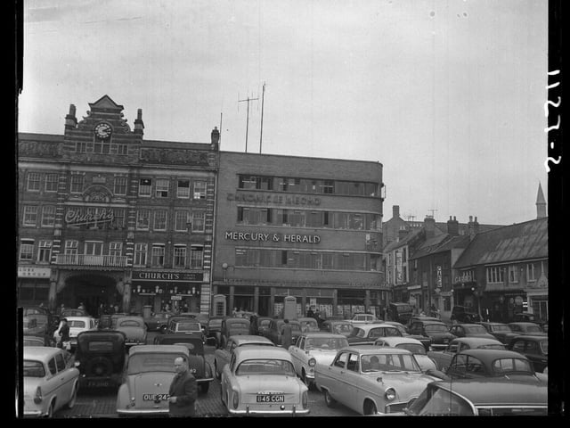 The Emporium Arcade opened in 1901 and contained 150 shops. It was demolished in the early 1970s.