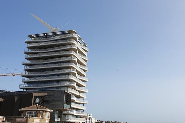 The Orni, as it might look on top of the Bayside Apartments tower on Worthing seafront. Copyright © 2020 YAIR ENERGY LIMITED. All Rights Reserved.