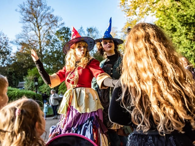 Explore the Haunted Castle and its dungeons, find your way through the petrifying paths in the Haunted Hollow, learn how to make potions from the wicked witches or find your way out of the Horrible Histories maze. There’s so much to do for all of the family this Halloween at Warwick Castle!