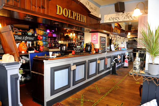 Redecorated Dolphin Pub Littlehampton. Pic Steve Robards SR2010261 SUS-201026-200129001