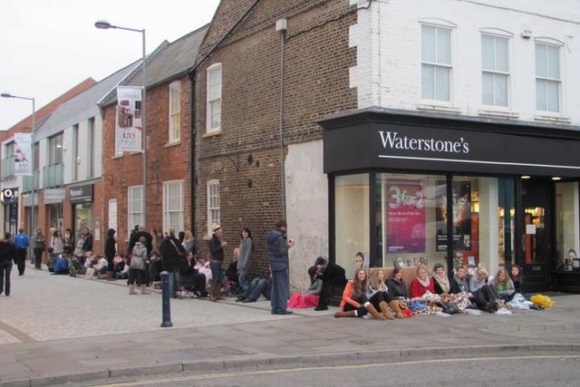 The queue for Katie Price outside Waterstone's, in Boston.