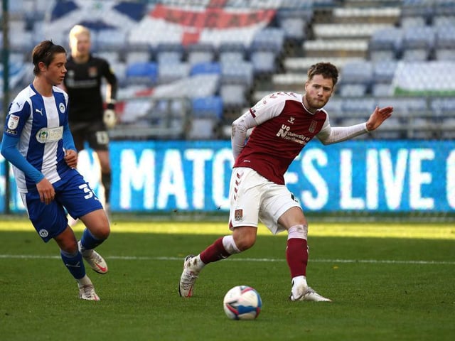 It was his turn to play the central role at the back and he seemed to relish the extra responsibility. Positioned himself smartly to win aerial battles and make interceptions, although was beaten to the header by James... 6.5