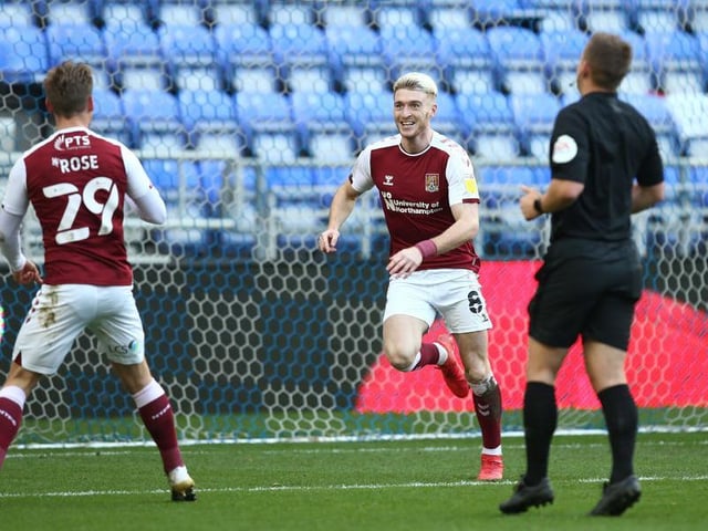 His excellent runs into the box from midfield has caused real problems for the opposition in the last two games now. Could have had a first-half hat-trick to his name. The first has gone down as his (for now)... 7.5 CHRON STAR MAN