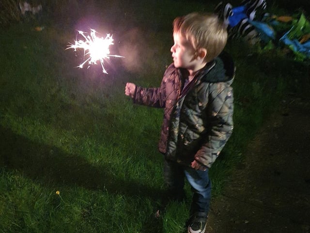 Kate mann shared this sparkler holding youngster with us from Bonfire Night at home. EMN-200611-170535001