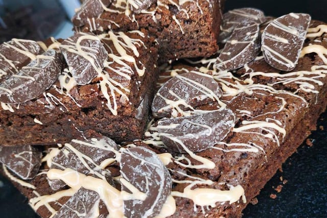 The Bearded Bear Bakery offers a brownie delivery service in Northampton and surrounding areas.
