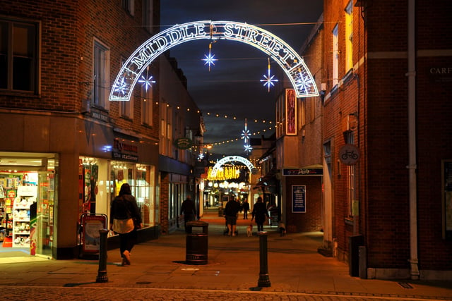 Horsham Christmas lights. Pic Steve Robards SR2011261 SUS-201126-113715001