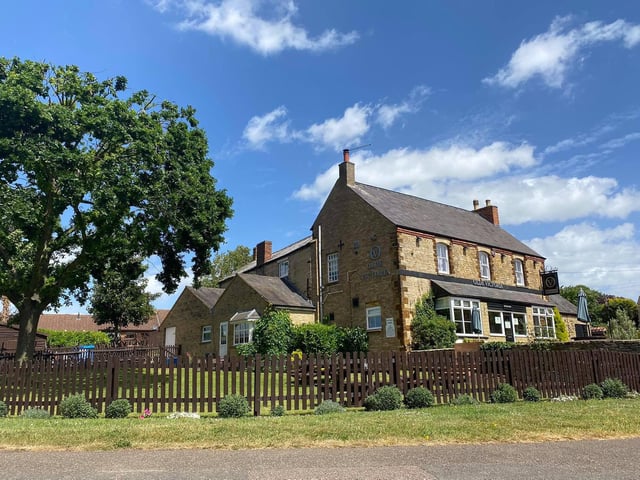 The Olde Victoria, situated in Burton Latimer, has been providing takeaway Sunday lunches over the second lockdown and they are now ready to welcome customers back safely on Wednesday!