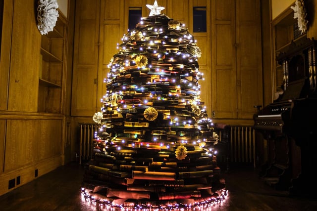 A Christmas tree fit for a bookworm!
