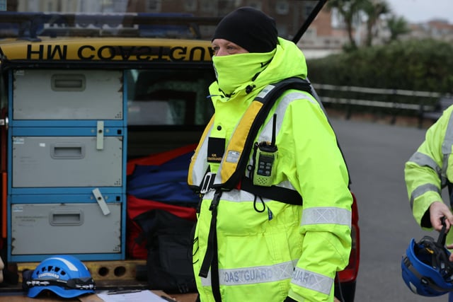 HM Coastguard has been supported by Sussex Police SUS-201012-131356001