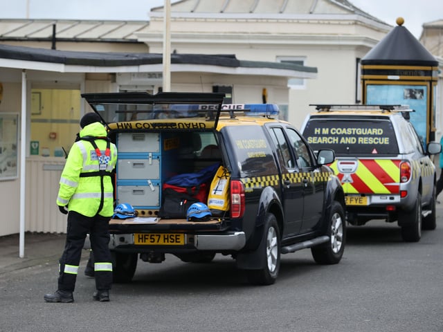 HM Coastguard has been supported by Sussex Police SUS-201012-131310001