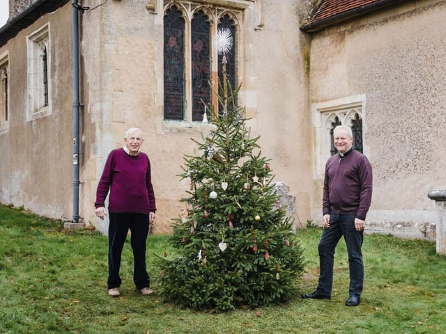 The vicar and churchwarden (C) Sally Masson Photography