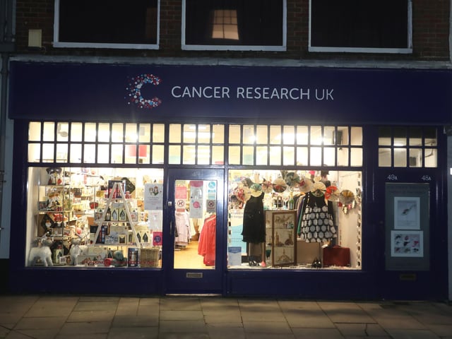 Photography of Christmas shop windows in Chichester, West Sussex, UK.Photograph by Sam Stephenson, 07880 703135, www.samstephenson.co.uk, @sspjpg. SUS-201215-140258001