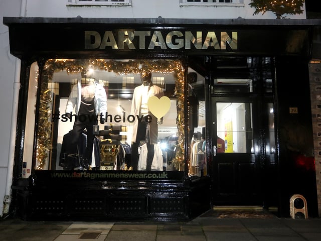 Photography of Christmas shop windows in Chichester, West Sussex, UK.
Photograph by Sam Stephenson, 07880 703135, www.samstephenson.co.uk, @sspjpg. SUS-201215-141222001