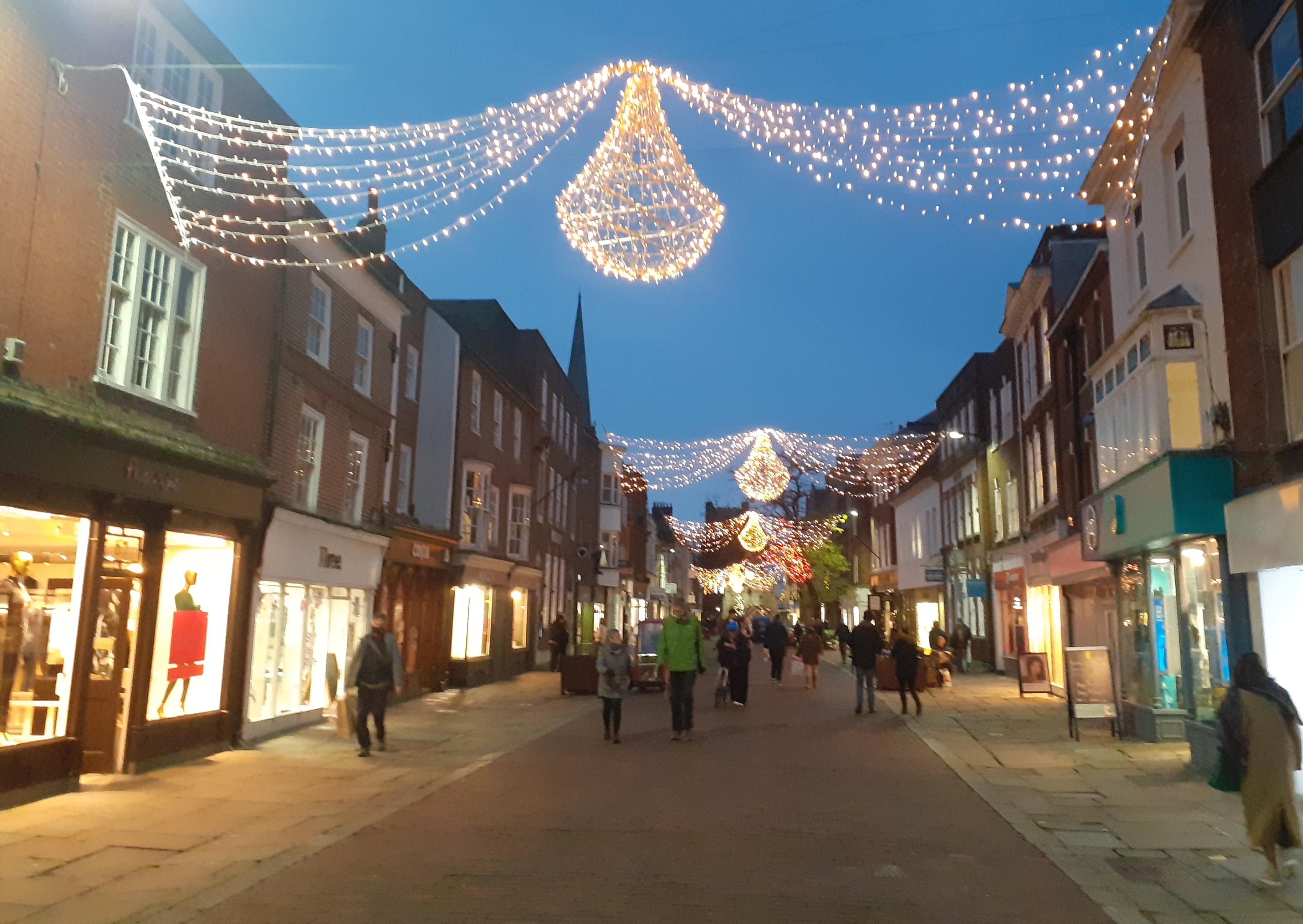 Christmas lights in East Street, Chichester SUS-201216-123550001