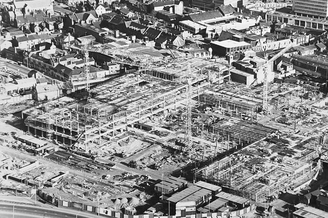 Here’s a fascinating picture of the Queensgate Shopping Centre under construction in 1979 – the sheer scale of  the project is well illustrated with no less than three cranes on site. The centre opened three years later in 1982.