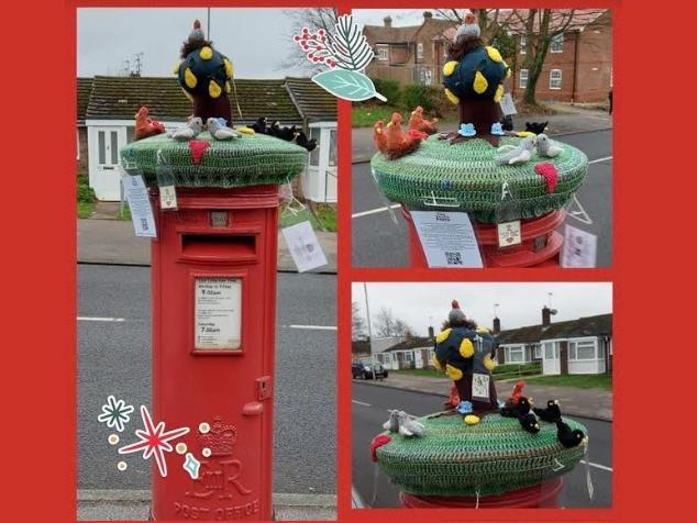 Hemel Hempstead Yarn Bomb group spread festive cheer with Christmas toppers