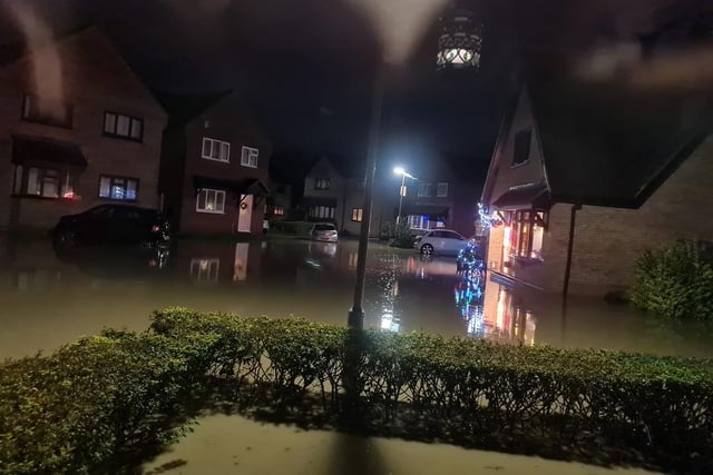 Flooding in Canmore Close, Sawtry. Photo: Laurabelle Joan.
