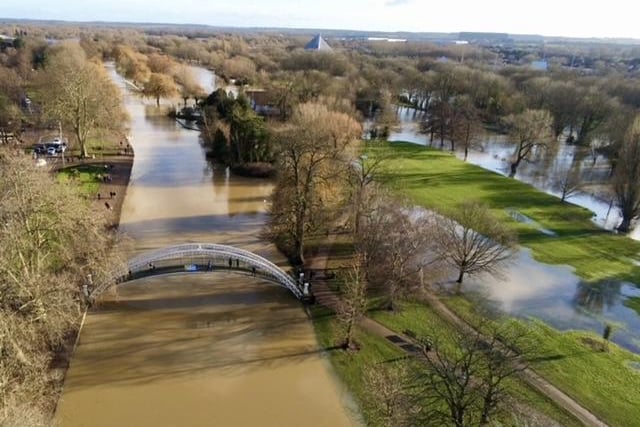 Flooding along the River Great Ouse (Picture by Daran Snoxell, from SkyCam Solutions)