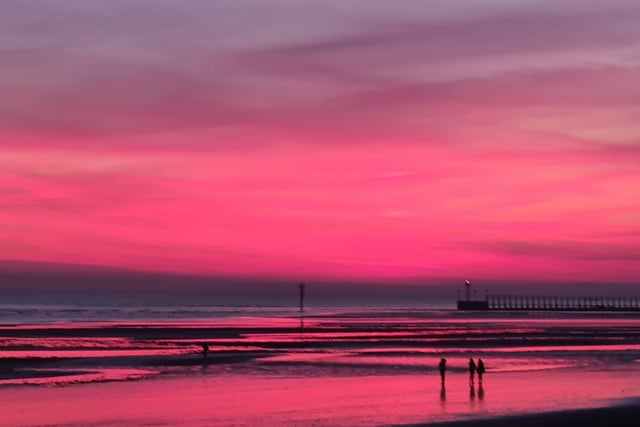 Denise Cairns wrote: "Littlehampton beach sunset..the most beautiful colours. Taken using my phone."