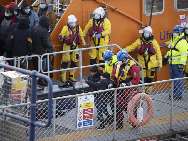 Dozens of people were rescued from a stranded boat SUS-210901-165222001