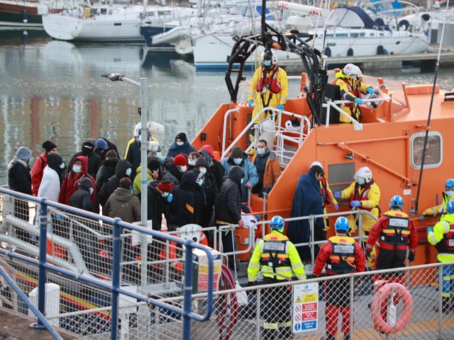 Dozens of people were rescued from a stranded boat SUS-210901-165446001