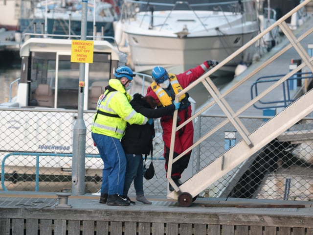 Dozens of people were rescued SUS-210901-171314001