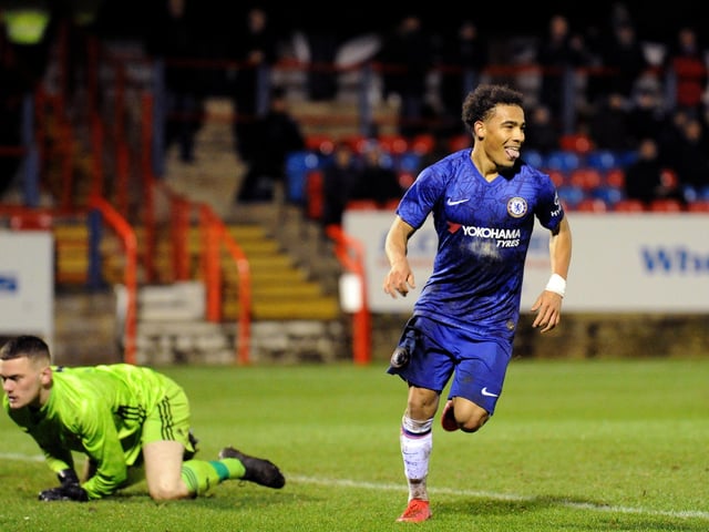 MARCEL LEWIS (Chelsea): A 19 year-old at Chelsea who can play left-wing or as a second striker. He’s from Cambridge so makes sense geographically & his contract expires June 2021 & there must be a chance it won’t be renewed. Lewis is probably not the one currently being mentioned by Darragh MacAnthony though as not thought to be available now, but could be interesting in summer if he doesn’t get picked up by a Championship club.
(Photo by Alex Burstow/Getty Images)