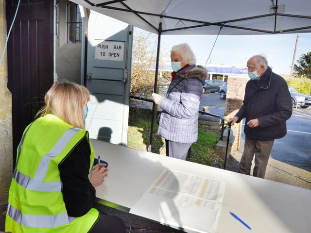 Ticehurst Pharmacy administering the Covid-19 vaccine (Oxford AstraZeneca) at Ticehurst Village Hall. Pic Justin Lycett. SUS-210121-131551001