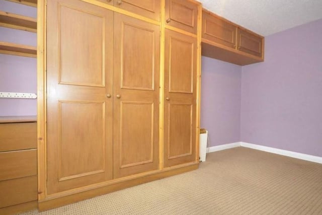 Studio flat for sale in Raunds. Pictures courtesy of rightmove.co.uk and Allsop auctioneers.