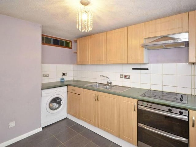 Studio flat for sale in Raunds. Pictures courtesy of rightmove.co.uk and Allsop auctioneers.