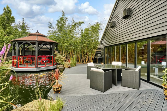 Deck and pond PHOTO: Signature Homes