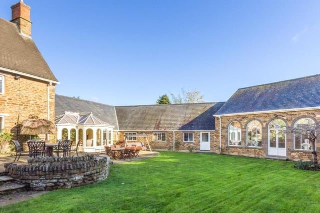 The courtyard gardens at The Grange house, Chacombe (photo from Rightmove)