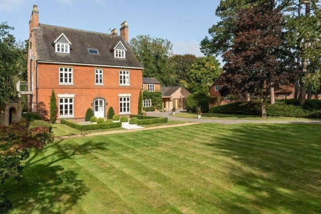 This stunning Victorian detached home is surrounded by landscaped gardens. It has seven bedrooms and an open plan contemporary kitchen/breakfast room, gymnasium, sauna and shower room and swimming pool.
Contact Savills / Rightmove