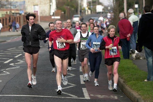 Scenes from the 2005 Priory 10k / Picture: Dave Garvey