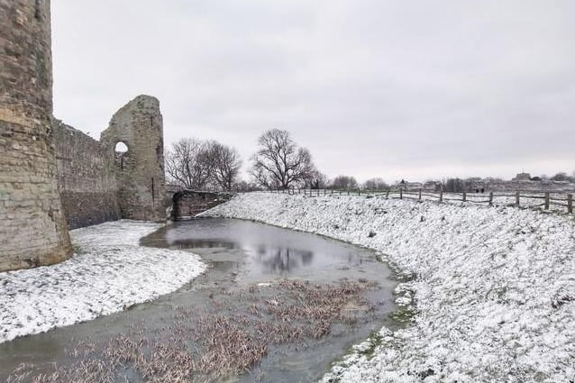 Pevensey Castle - Photo by Sharon Webster SUS-210902-094428001