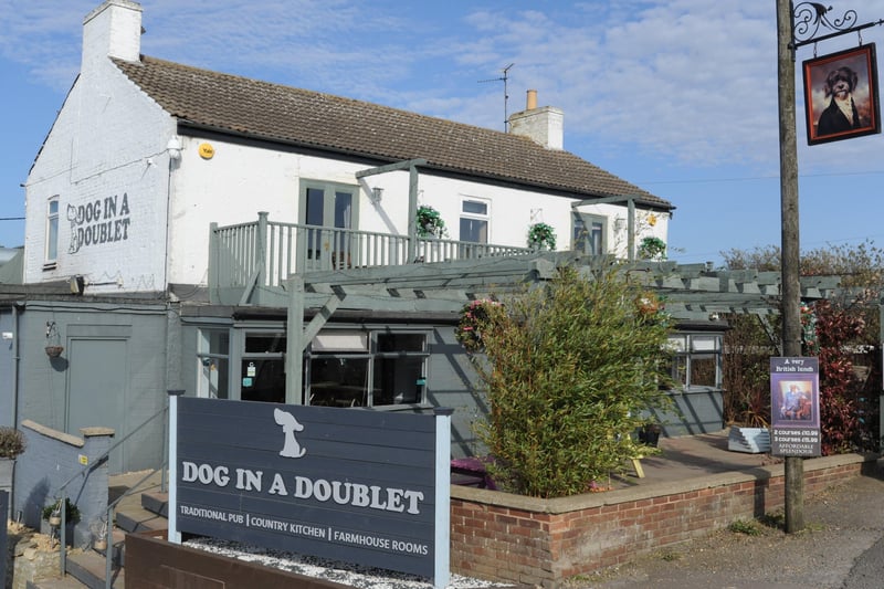 Enjoy Valentine's day with Dog in a Doublet pub, North Bank near Whittlesey EMN-171017-153430009