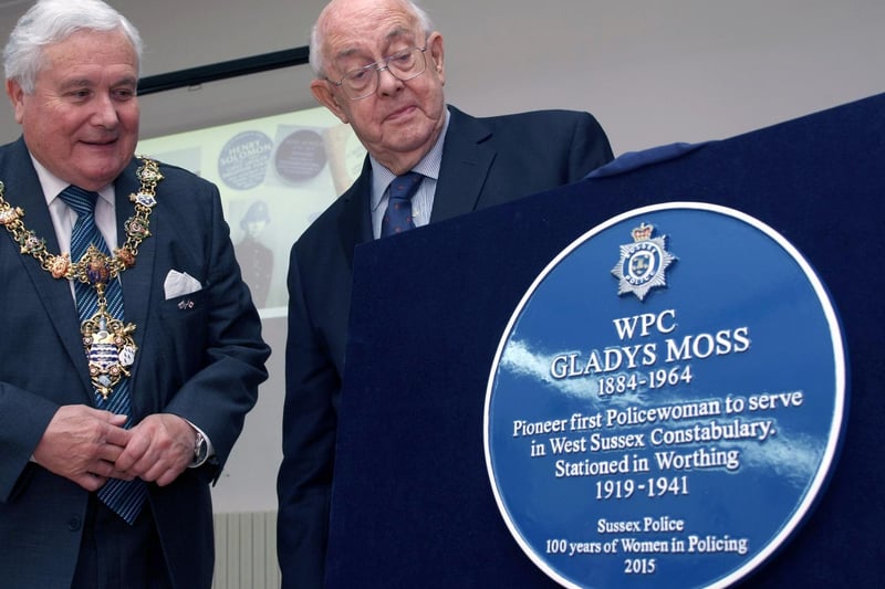 Worthing Mayor Michael Donin and Derek Moss with the blue plaque in memory of WPC Gladys Moss, the first policewoman in West Sussex Constabulary, serving 1919 and 194, and to mark 100 years of women in.policing.